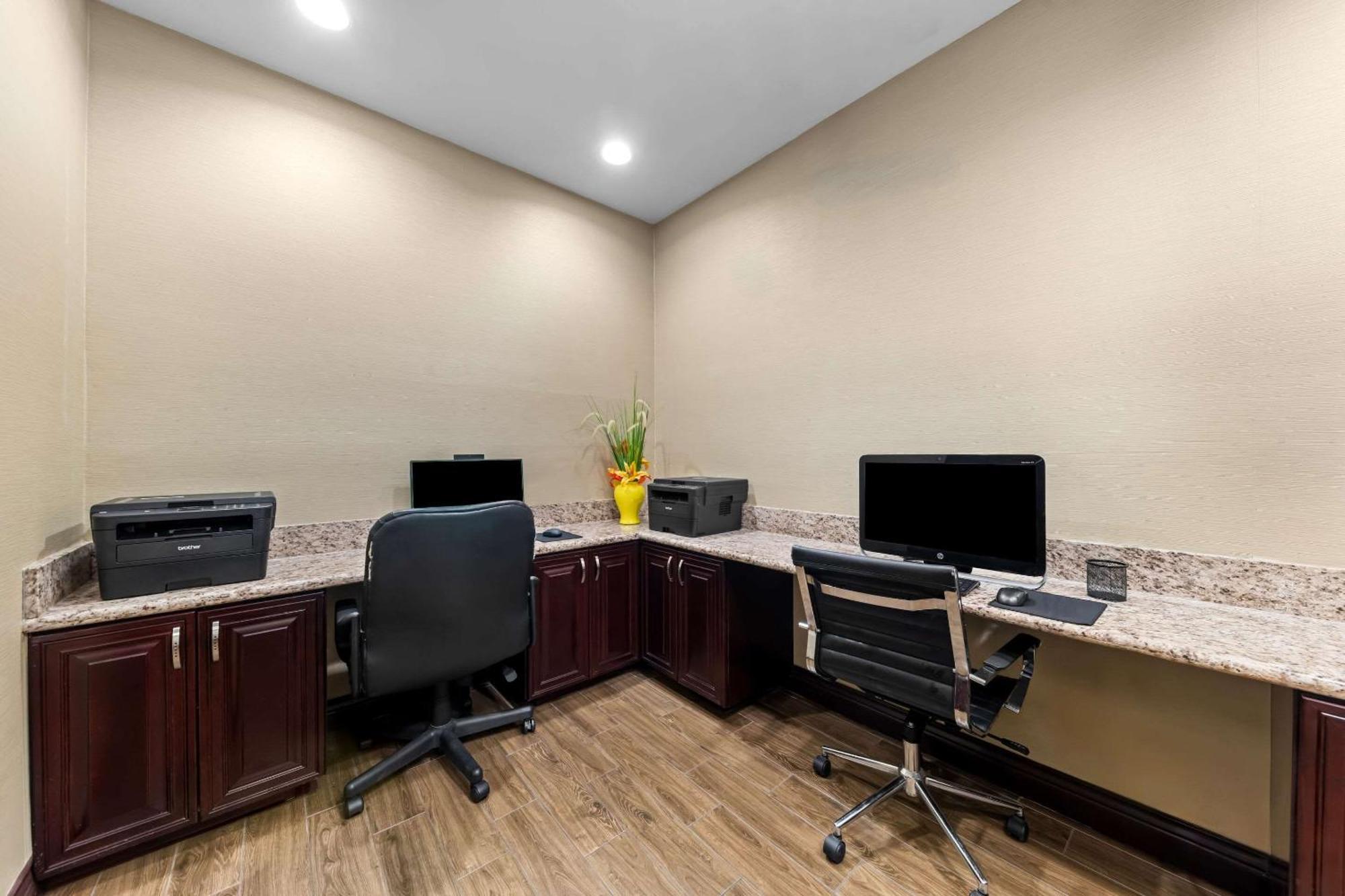 Comfort Inn & Suites Near Lake Lewisville Corinth Ngoại thất bức ảnh