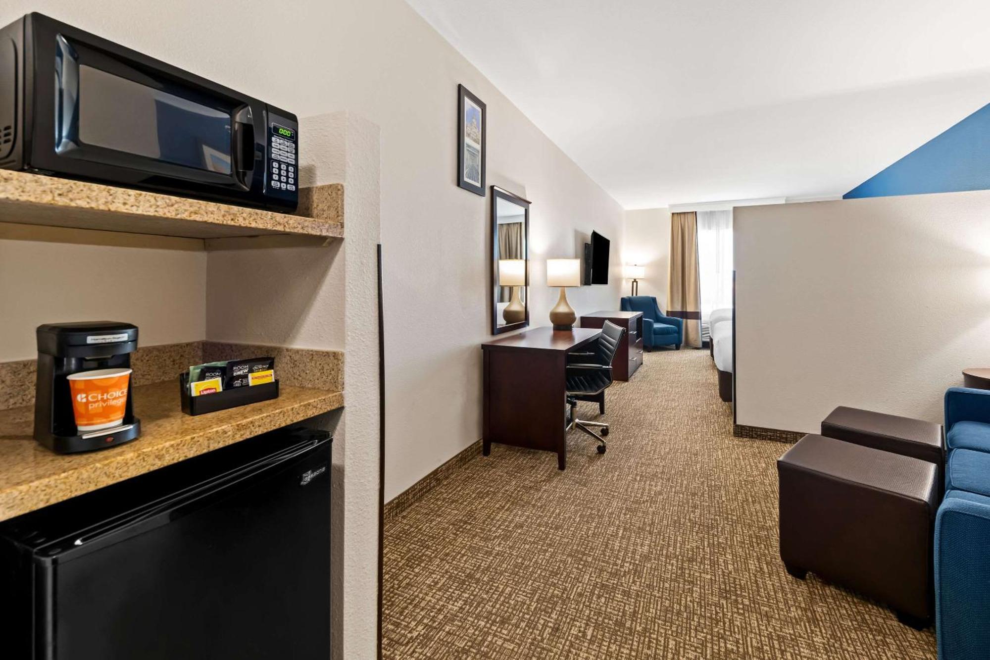 Comfort Inn & Suites Near Lake Lewisville Corinth Ngoại thất bức ảnh